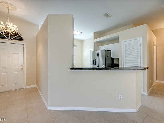 3rd image of 2667 Sunset Lake Dr
