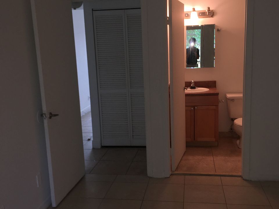 1st image of 1219 Meadows Cir