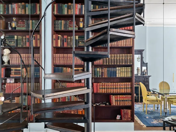 51 East 75th Street image 7 of 20