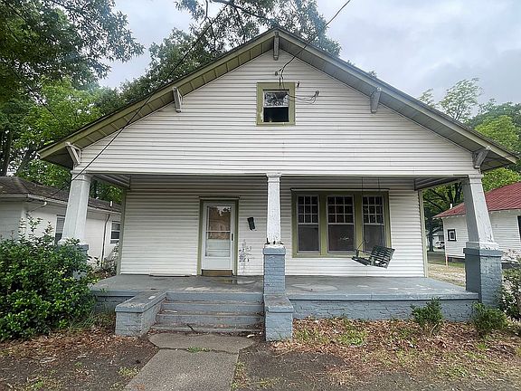 2nd image of 1004 S Franklin St