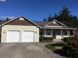 41 Ocean Dunes Dr, Florence, OR 97439