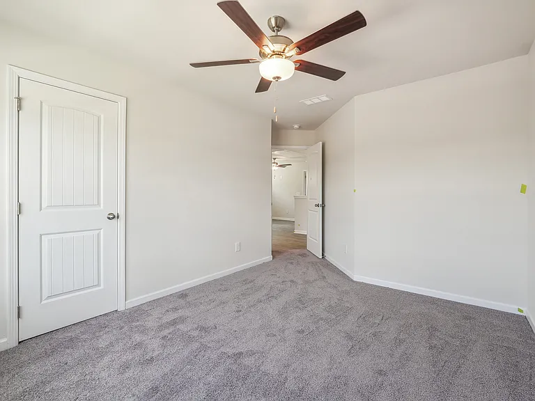 60 Briarwood Dr — Photo 16