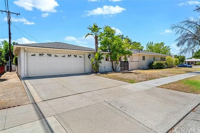 1st image of 3395 Broadmoor Blvd