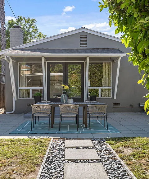 4460 Stansbury Ave — Photo 41