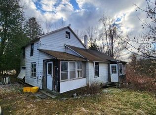 57 Chestnut St, Windsor, NY 13865