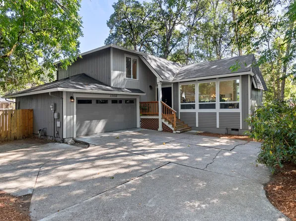 13750 SW Martingale Ct, Beaverton, OR 97008