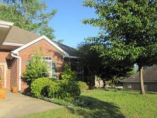 2nd image of 104 Bellwood Dr