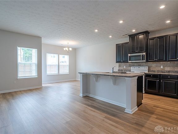 5th image of 7167 Bostelman Pl