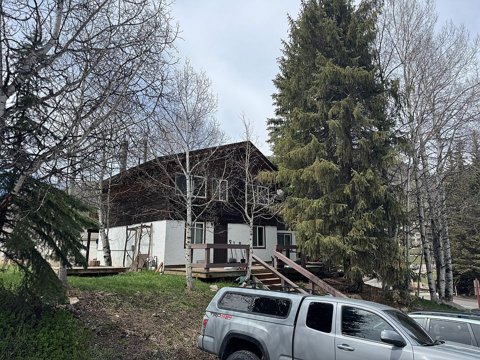 1st image of 1699 Geneva Dr