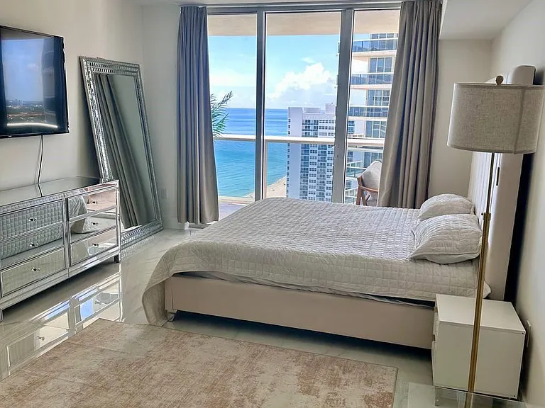 1830 S Ocean Dr #2406 — Photo 32