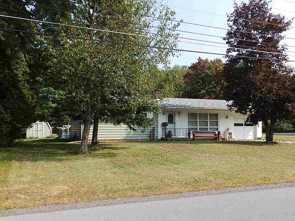 2nd image of 36 Woodland Dr