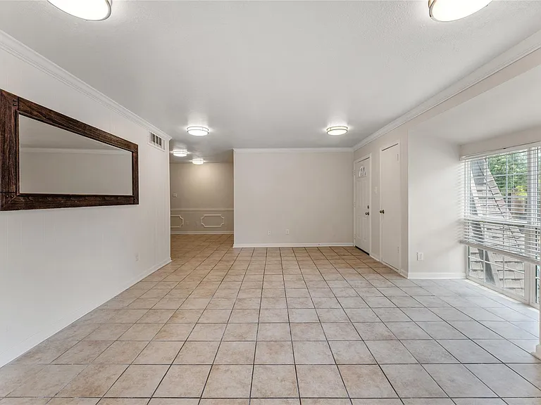 12633 Memorial Dr #50 — Photo 6