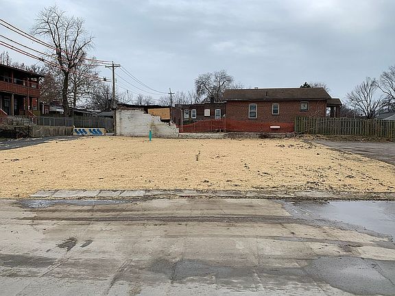 4th image of 616 Blow St