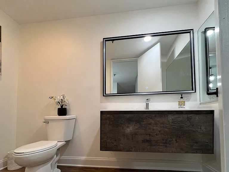 680 N Lake Shore Dr #919 — Photo 17
