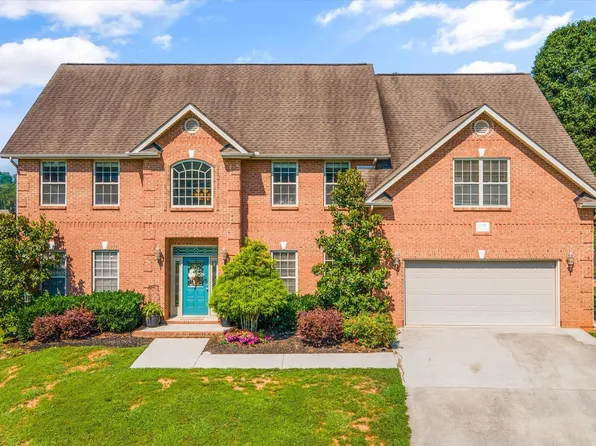 3330 Maple Springs Ln, Knoxville, TN 37931