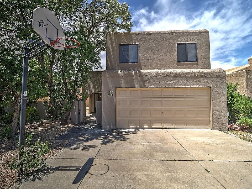1st image of 2944 Calle De Ovejas