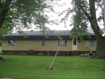 425 N Washington St, Good Hope, IL, 61438