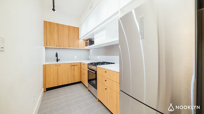 Rented by Nooklyn NYC LLC | media 5
