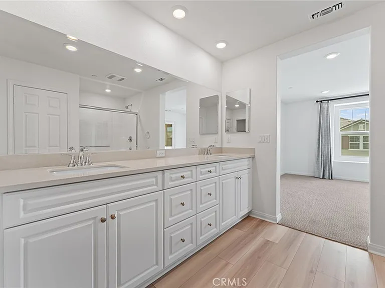 4109 E Coronado Privado — Photo 15