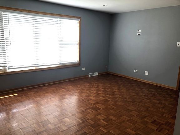 2nd image of 7951 Nordica Ave #1