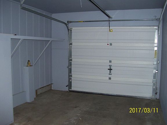 4th image of 1110 W Fremont Ave