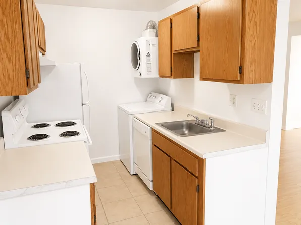 3429 5th St SE APT 42, Washington, DC 20032