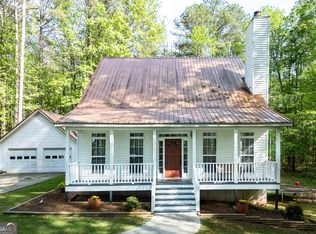 16 Glen Cannon Trl, Newnan, GA 30265