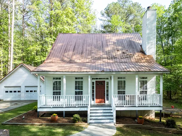 16 Glen Cannon Trl, Newnan, GA 30265