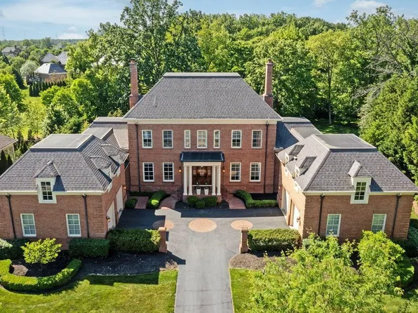 7414 Milton Ct, New Albany, OH 43054