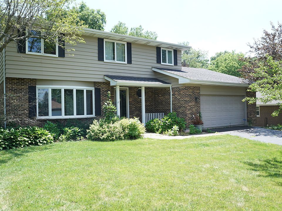 1st image of 993 Tara Dr