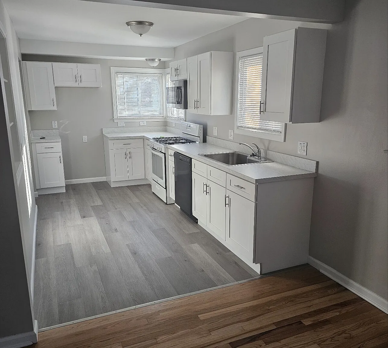 26539 Clarita - 1 — Photo 3