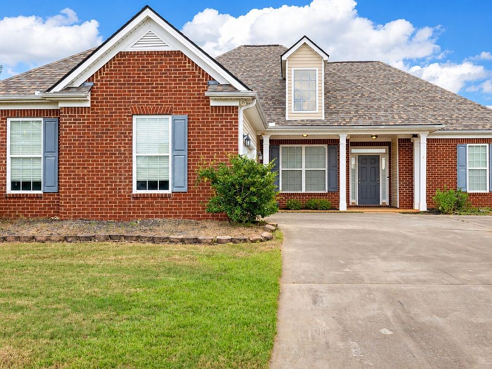 1st image of 113 Christopher Dr