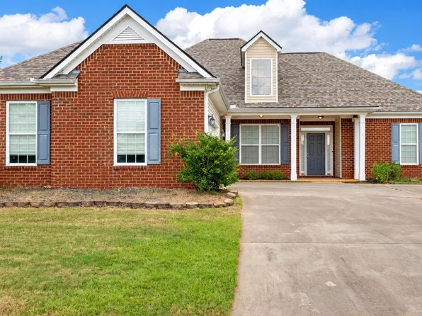 113 Christopher Dr, Byron, GA 31008