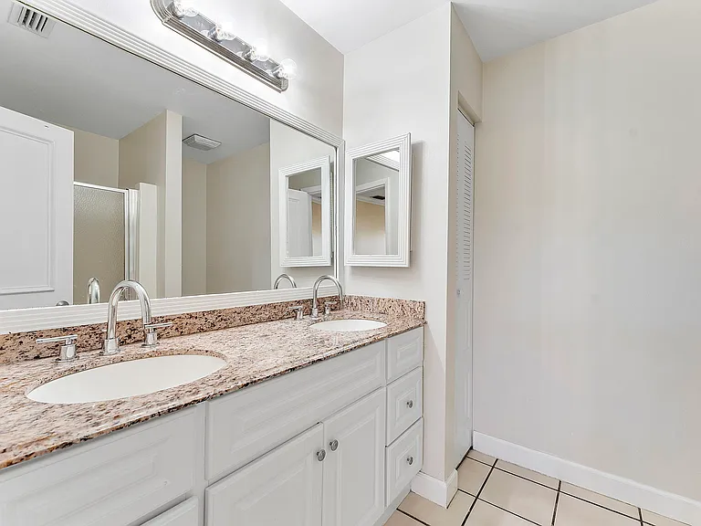 5171 Tennis Ln — Photo 7