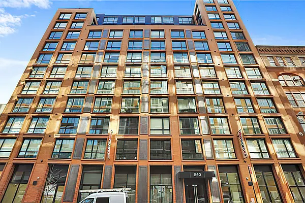 Rented by Compass | media 23