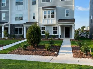 612 Hortons Creek Rd, Cary, NC 27519