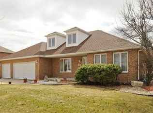 416 Franklin Ave, Frankfort, IL 60423