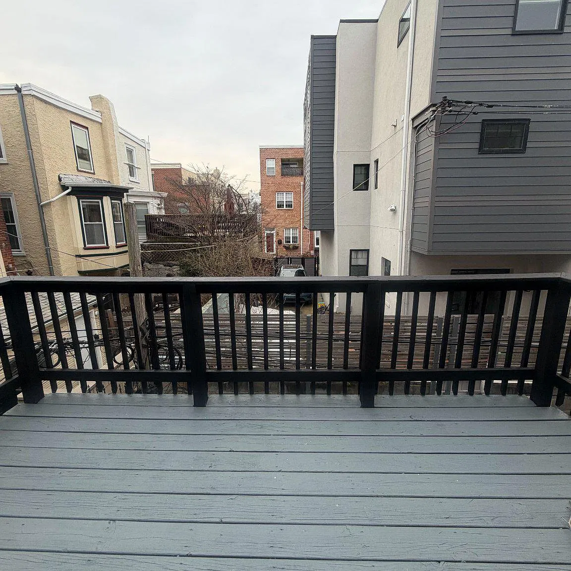 1 bed, 1.0 bath, 2445 sqft, $1,600 — Photo 2