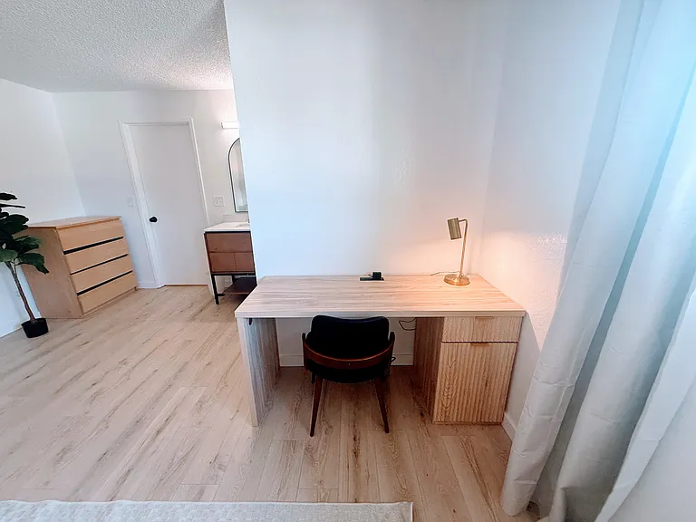 966 Jamieson Ct #4 — Photo 6
