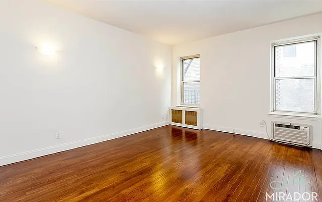 Rented by Mirador Real Estate | media 1