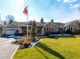 744 Nut Swamp Rd, Red Bank, NJ 07701