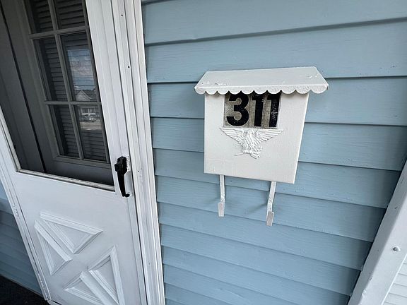 2nd image of 311 Painter Ave #311