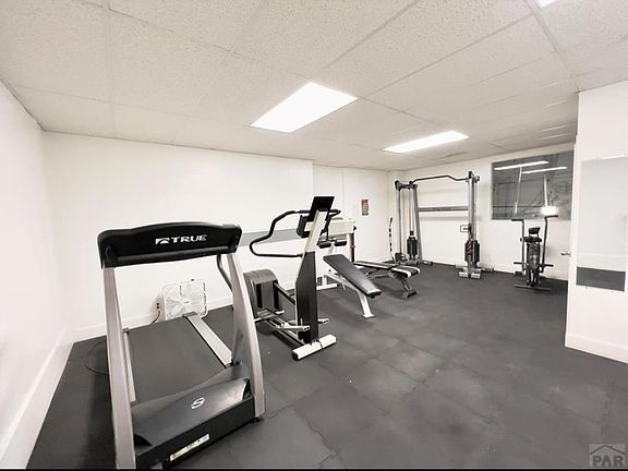 4th image of 211 W 2nd St APT 208