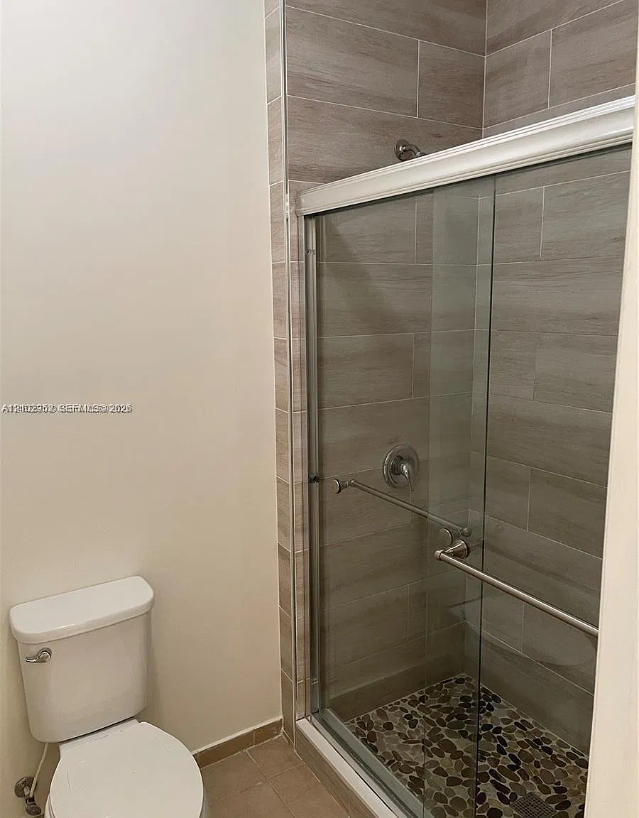 Venetian Parc West — Photo 4