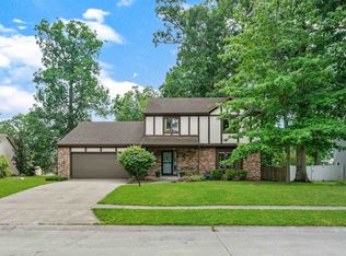 2718 Westmore Dr, Fort Wayne, IN