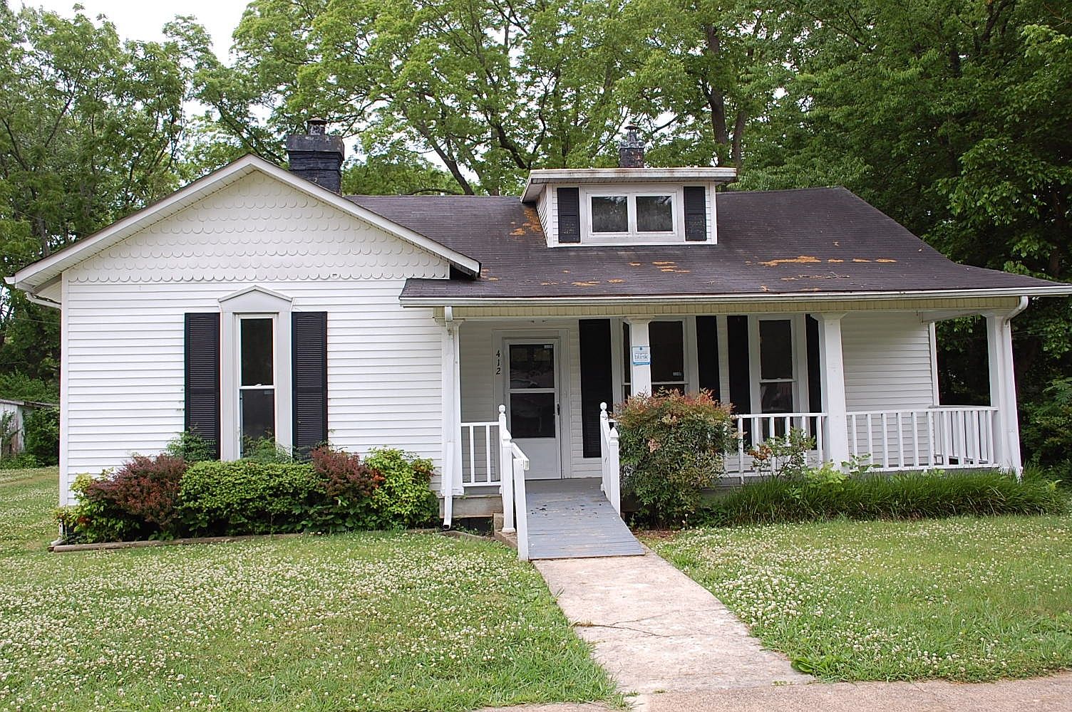 412 E Grundy St, Tullahoma, TN 37388 Zillow