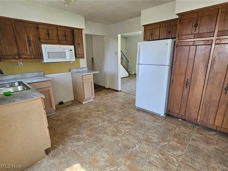 14293 Galehouse Rd — Photo 5