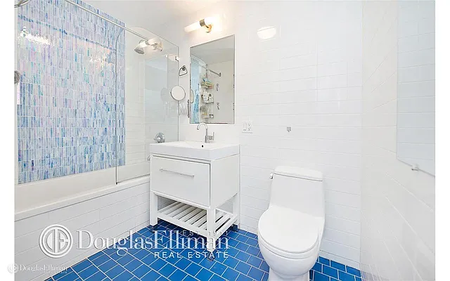 Sold by Douglas Elliman | media 10