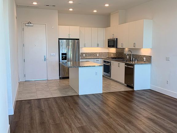 2nd image of 45128 Warm Springs Blvd #419