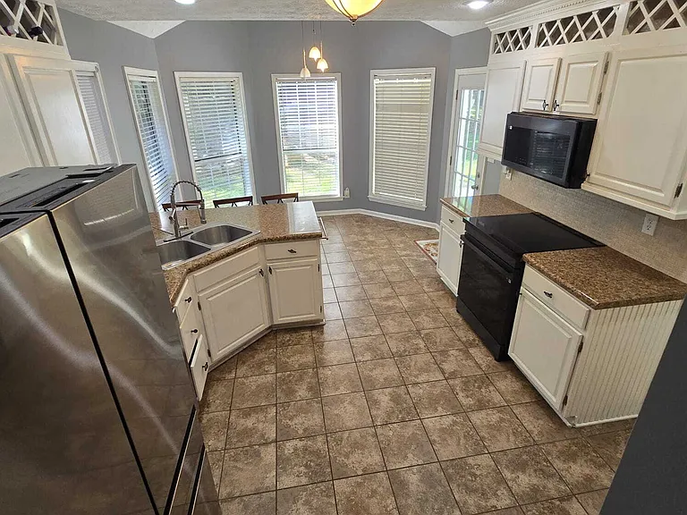 207 Ruskin Rd — Photo 12